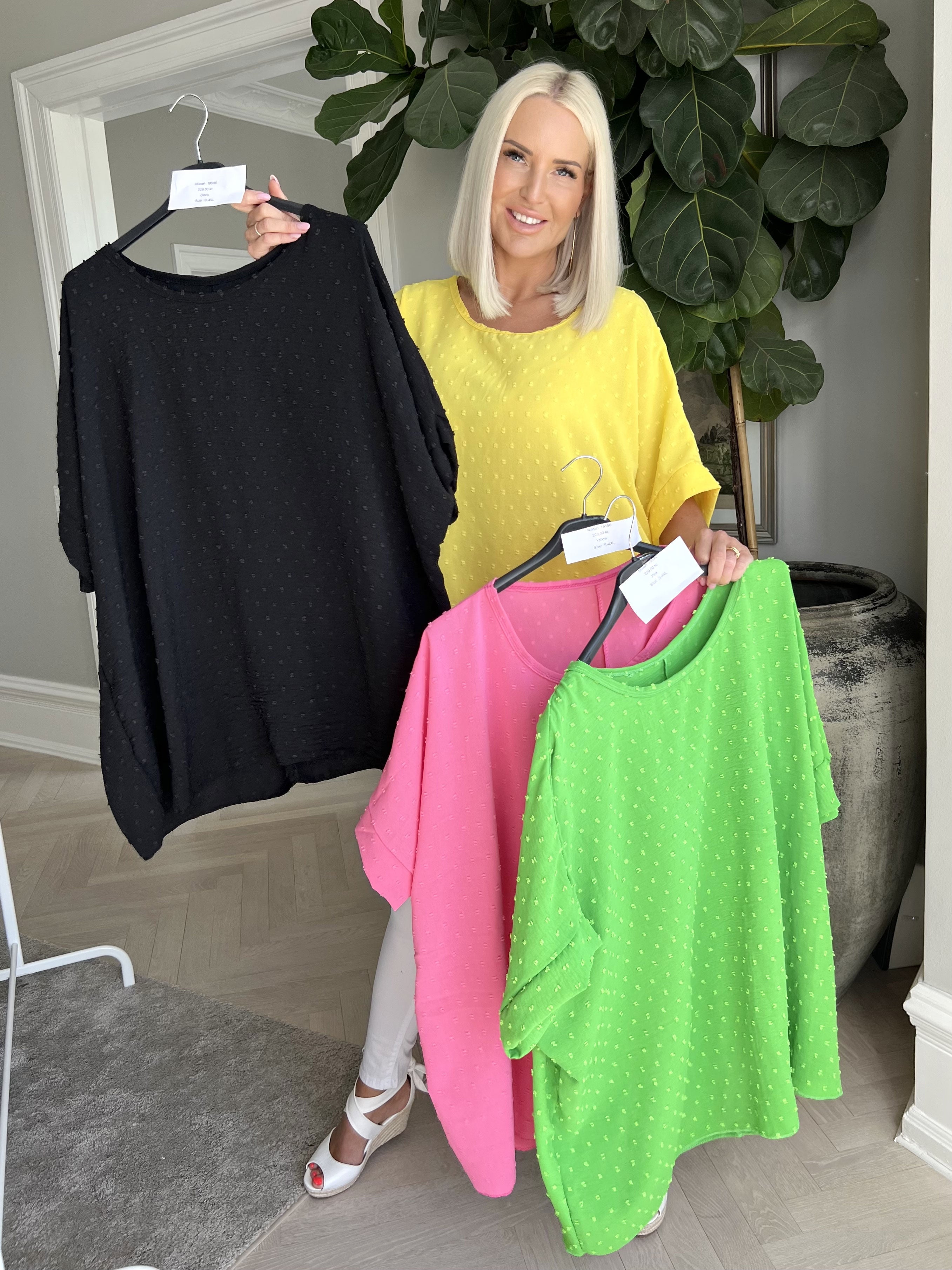 Mileah - Sød bluse med prikket detaljer